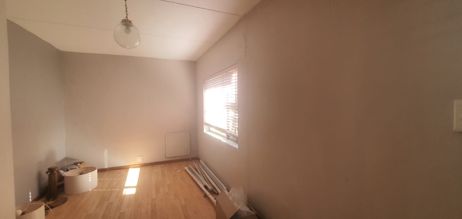 To Let 5 Bedroom Property for Rent in Constantia Western Cape